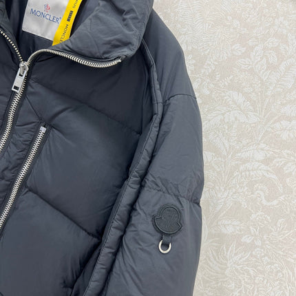 MONCLER 25S JACKET IN BLACK 076
