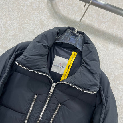 MONCLER 25S JACKET IN BLACK 076