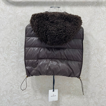 MONCLER 25S SHAGGY VEST IN BROWN 103