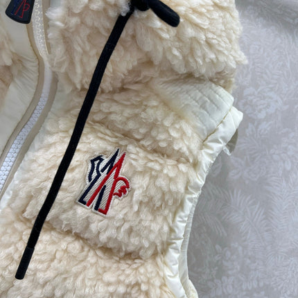 MONCLER 25S DOWN VEST IN WHITE 104