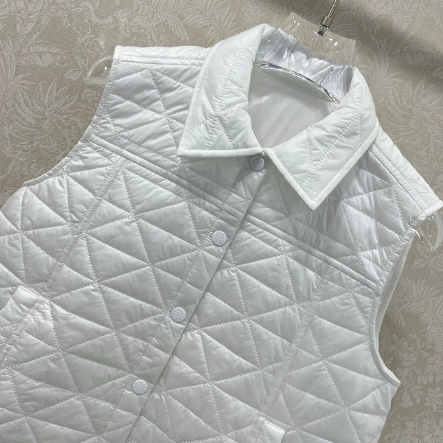MONCLER 25S DOWN VEST IN WHITE 099