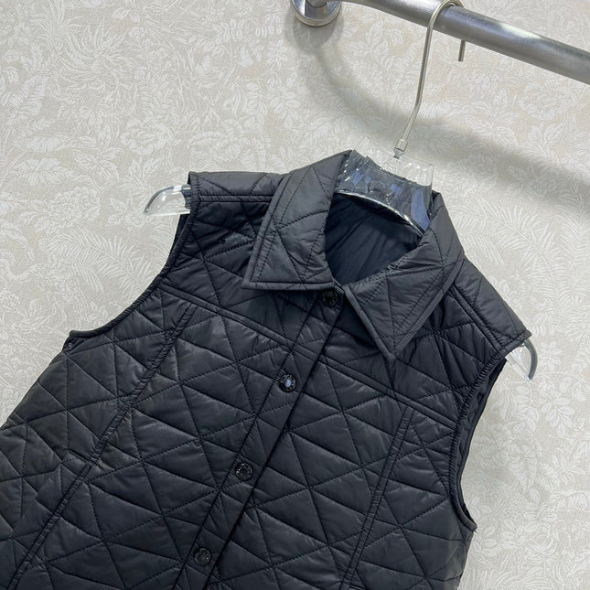 MONCLER 25S DOWN VEST IN BLACK 100