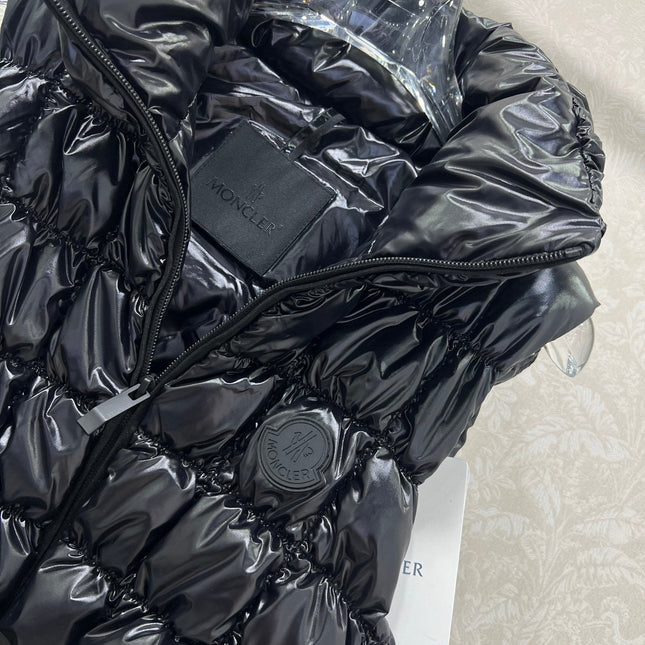 MONCLER 25S JACKET IN BLACK 102