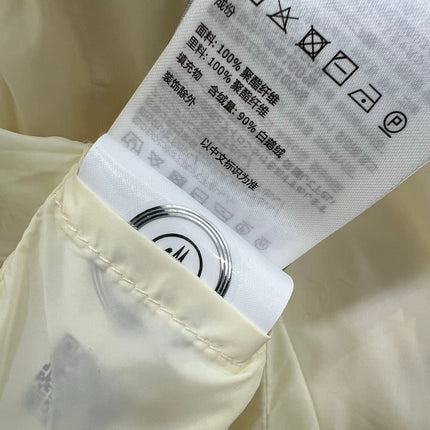 MONCLER 25S JACKET IN WHITE 093