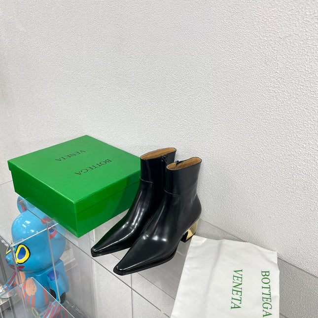 TEX ANKLE BOOT IN BLACK PATENT CALFSKIN