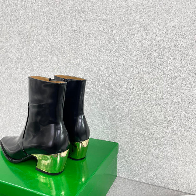 TEX ANKLE BOOT IN BLACK PATENT CALFSKIN