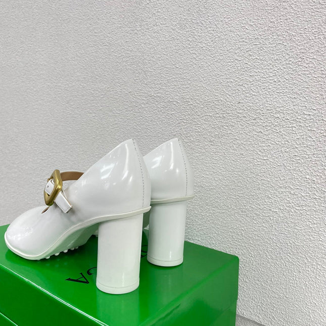 ATOMIC MARY-JANE PUMP 9 CM IN WHITE CALFSKIN