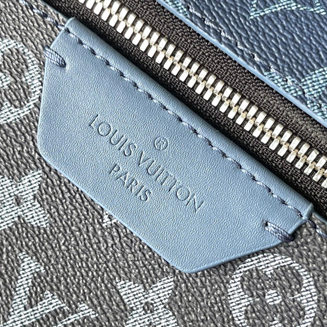 DISCOVERY BACKPACK PM 38 AEGEAN BLUE AND BLACK MONOGRAM GRADIENT CANVAS
