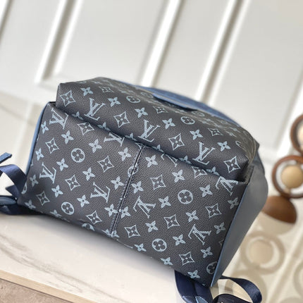 DISCOVERY BACKPACK PM 38 AEGEAN BLUE AND BLACK MONOGRAM GRADIENT CANVAS