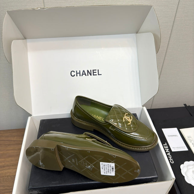 MOCCASIN 2.5 CM IN ARMY GREEN PREMIUM LAMBSKIN