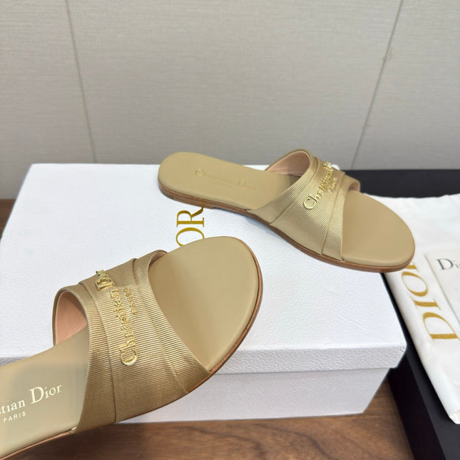 DIOR SANDAL 25S IN BEIGE LAMBSKIN AND FABRIC WITH GOLD HARDWARE