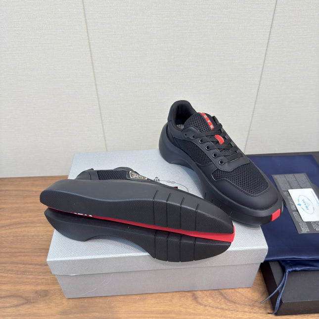PRADA 25S SPORTY STYLE MEN SNEAKERS LOGO 45MM IN BLACK AND RED CALFSKIN