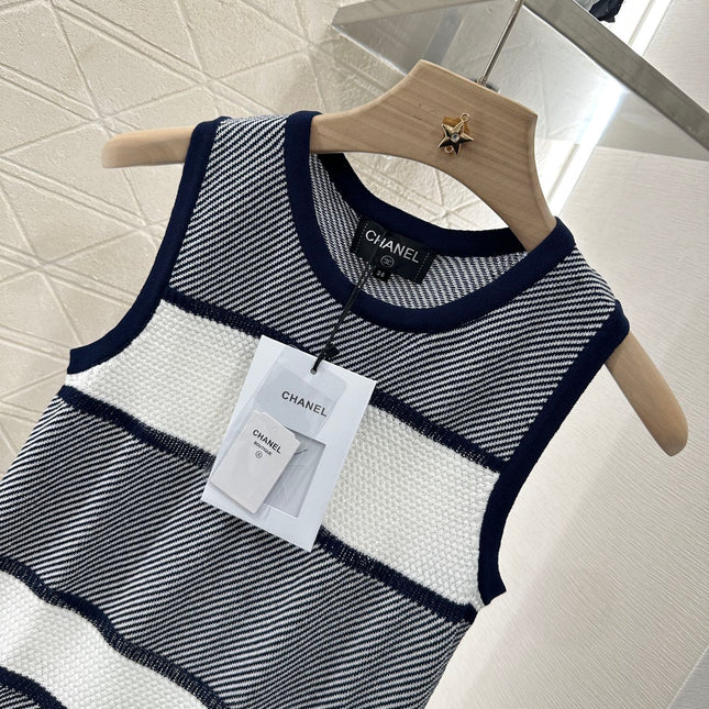 Chanel 25 Tank Top Black White Patchwork Knitted Crewneck