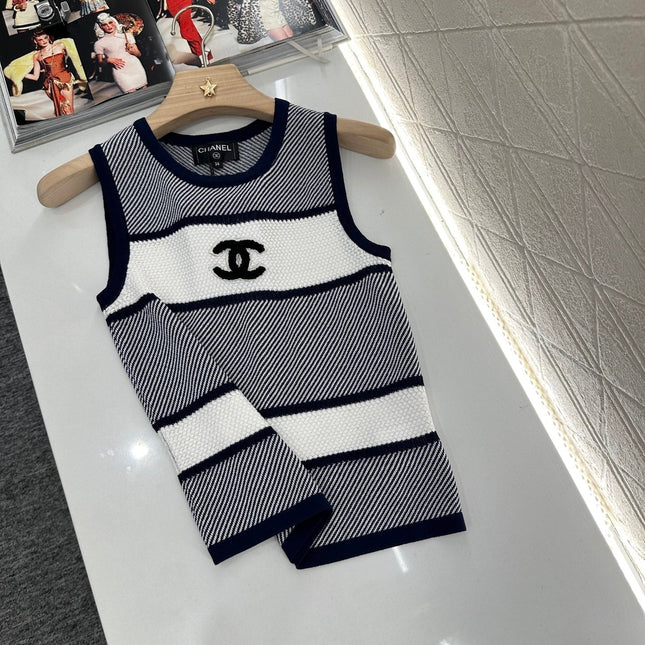 Chanel 25 Tank Top Black White Patchwork Knitted Crewneck