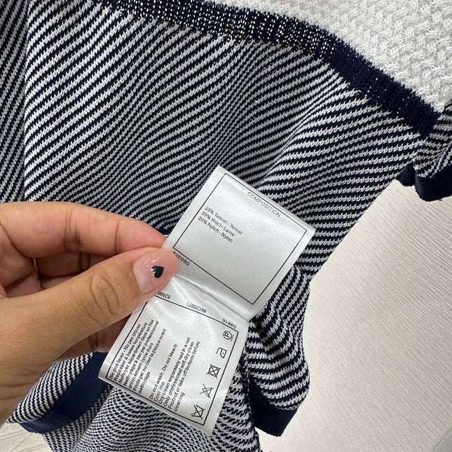 Chanel 25 T-shirt Black White Patchwork Knitted Crewneck