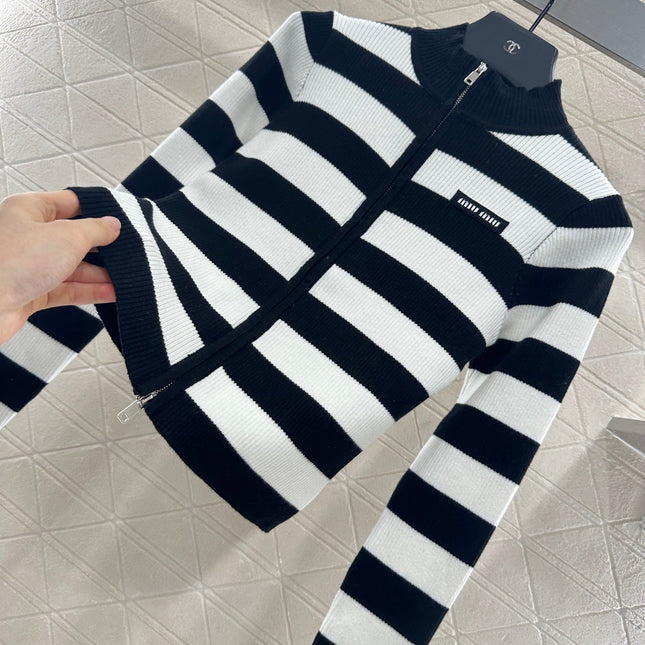MIUMIU ZIP-UP KNIT TOP STYLE 21