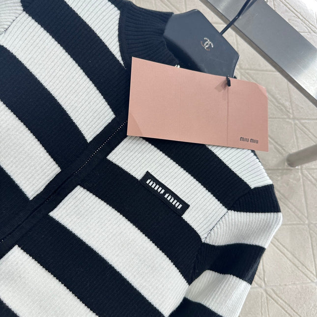 MIUMIU ZIP-UP KNIT TOP STYLE 21