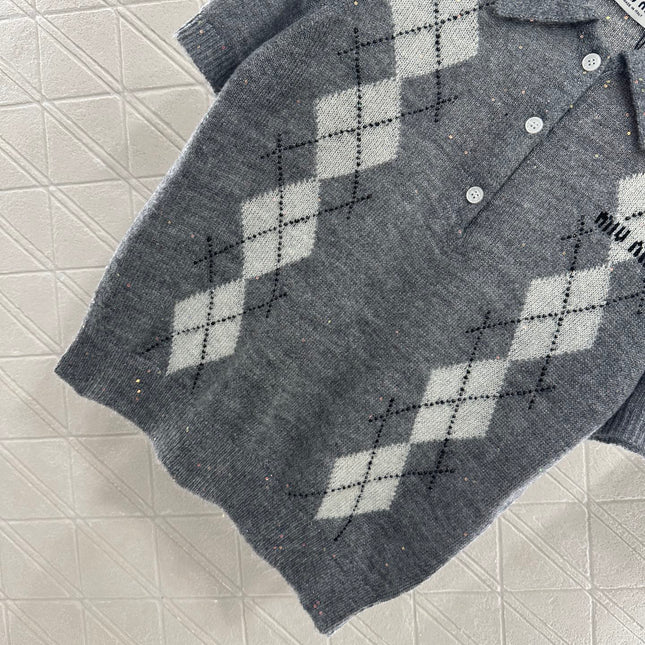 MIUMIU SHORT-SLEEVE KNIT TOP STYLE 23
