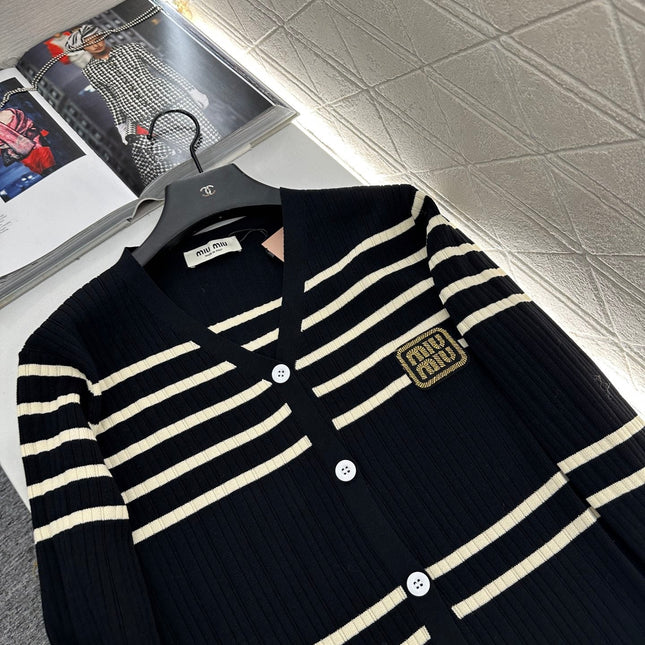 MIUMIU CARDIGAN STYLE 111