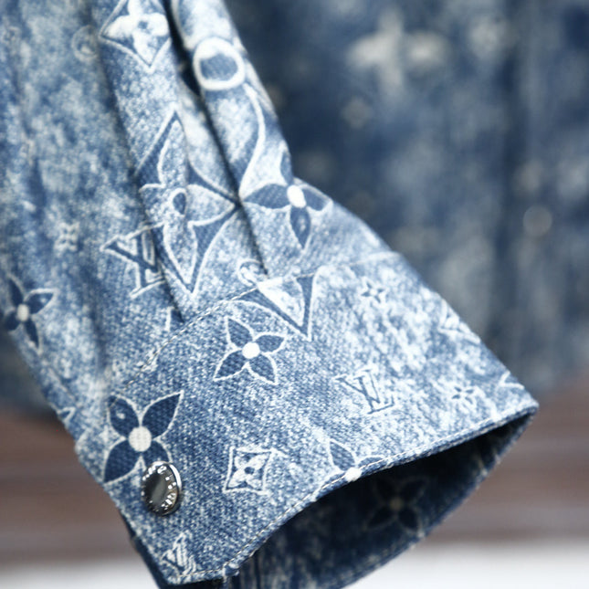 LV HOODED JACKET IN BLUE MONOGRAM WASHED DENIM 238944