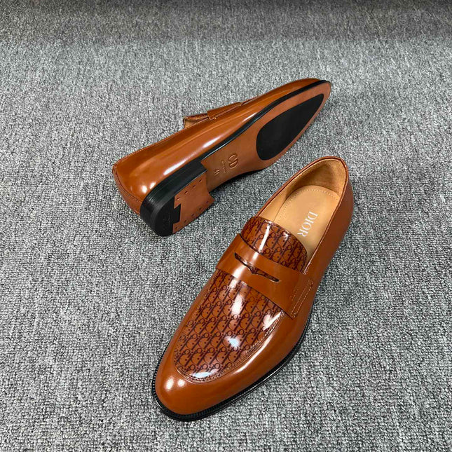 CD GRANVILLE LOAFER  GLOSSY SIENNA MONOGRAM LAMBSKIN