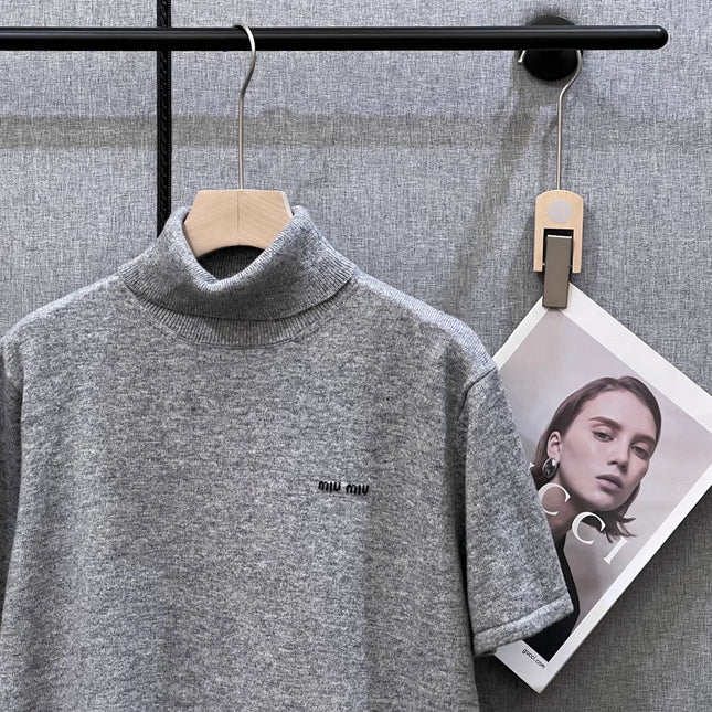 MIUMIU SHORT-SLEEVE TURTLENECK KNIT TOP STYLE 389