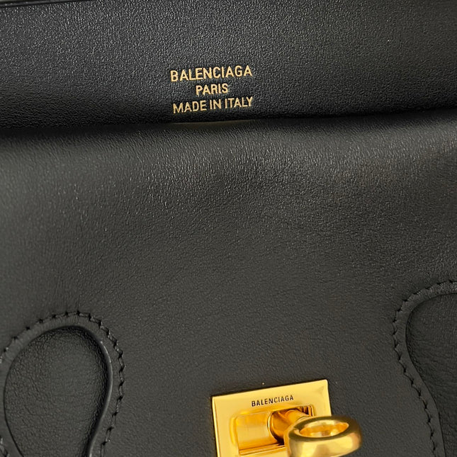 BEL AIR CLUTCH 27 IN BLACK NAPPA LAMBSKIN GOLD HARDWARE
