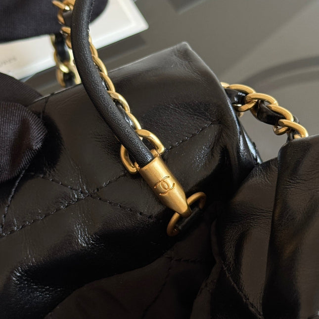 CC MINI HOBO HANDBAG 20 IN BLACK CALFSKIN GOLD-TONE HARDWARE