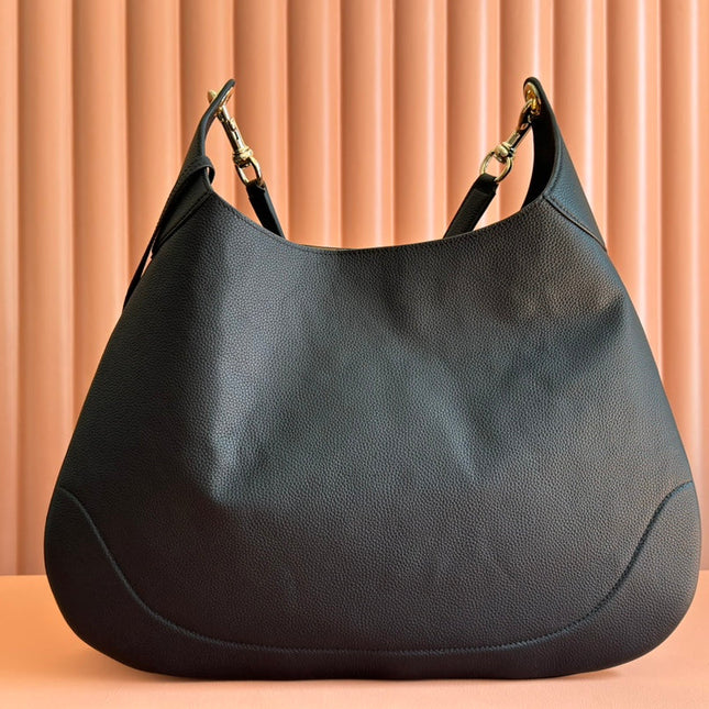 B LARGE SHOULDER BAG 49 IN BLACK SMOOTH LAMBSKIN