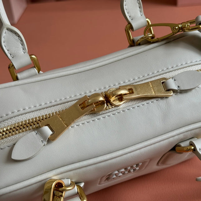ARCADIE BAG 22 IN WHITE CALFSKIN EMBOSSED LOGO