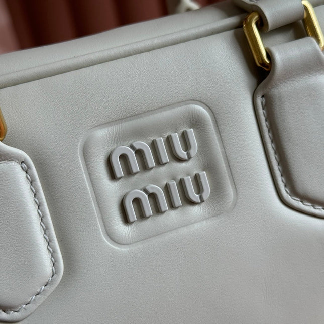 ARCADIE BAG 22 IN WHITE CALFSKIN EMBOSSED LOGO