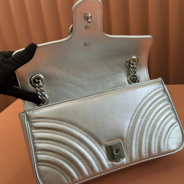 MARMONT MEDIUM SHOUDER BAG 26 IN SILVER PATENT CALFSKIN