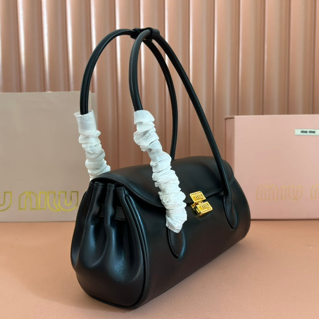 BEAU TOP HANDLE BAG 28 IN BLACK GLOSSY CALFSKIN GOLD HARDWARE
