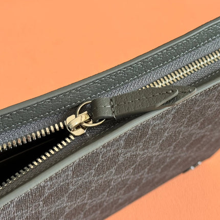 NEO VINTAGE 26 GG SUPREME POUCH IN BLACK CANVAS