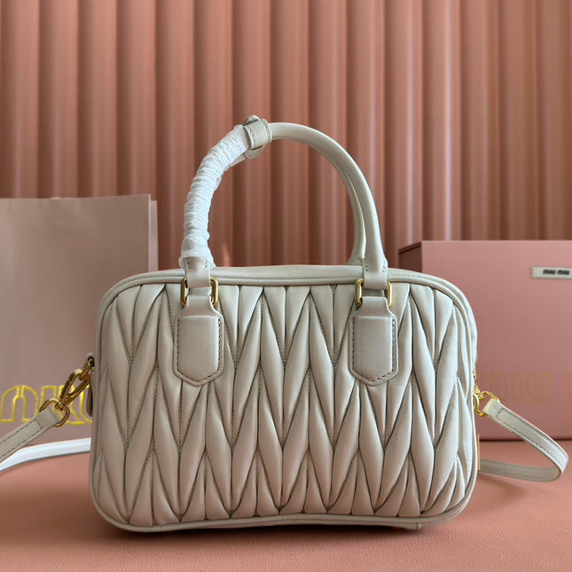 ARCADIE MATELASSÉ BAG 24 IN WHITE LAMBSKIN GOLD HARDWARE