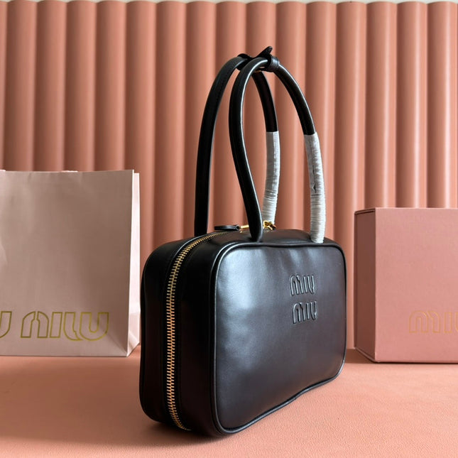 BEAU TOP HANDLE BAG 29 IN BLACK GLOSSY CALFSKIN