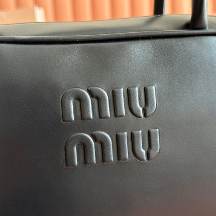 BEAU TOP HANDLE BAG 29 IN BLACK GLOSSY CALFSKIN
