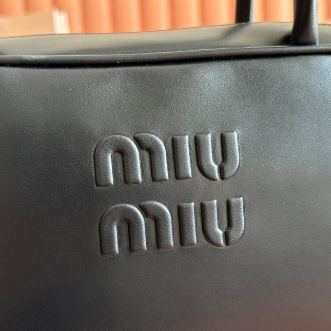 BEAU TOP HANDLE BAG 29 IN BLACK GLOSSY CALFSKIN