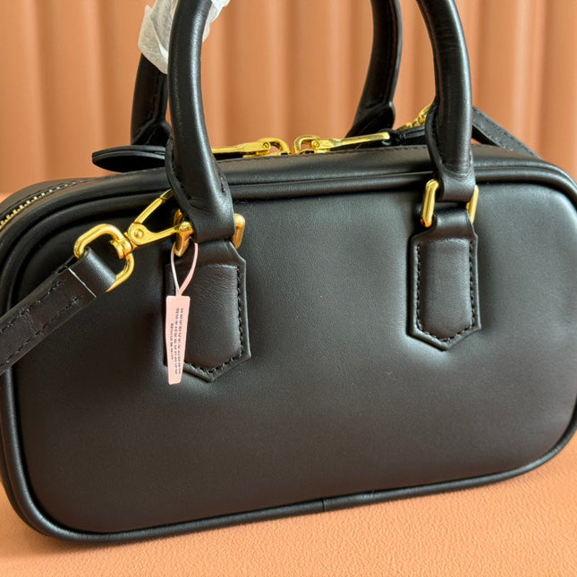 ARCADIE BAG 19 IN BLACK SHINY CALFSKIN