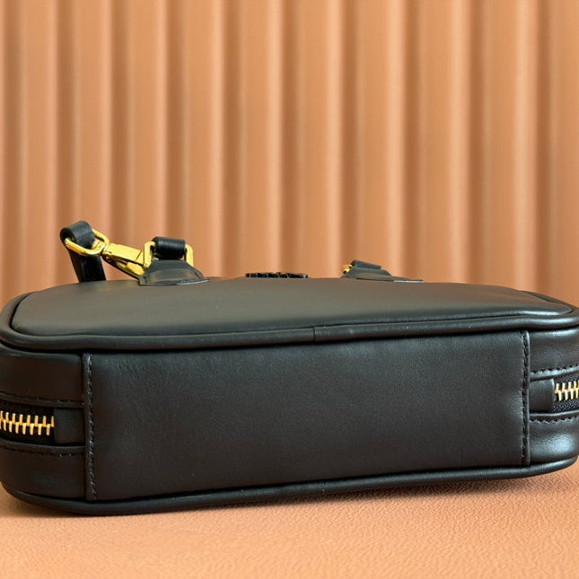 ARCADIE BAG 19 IN BLACK SHINY CALFSKIN