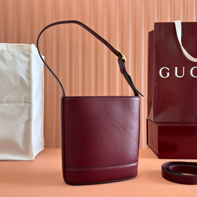 73 SMALL BUCKET BAG 20 IN ROSSO ANCORA RED SMOOTH CALFSKIN