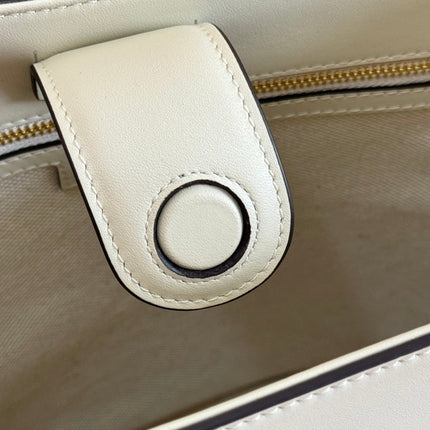 73 MEDIUM BUCKET BAG 27.5 IN OFF WHITE SMOOTH CALFSKIN