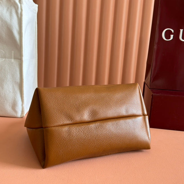 MEDIUM SOFTBIT MAXI SHOULDER BAG 27.5 IN BROWN GRAINY LAMBSKIN