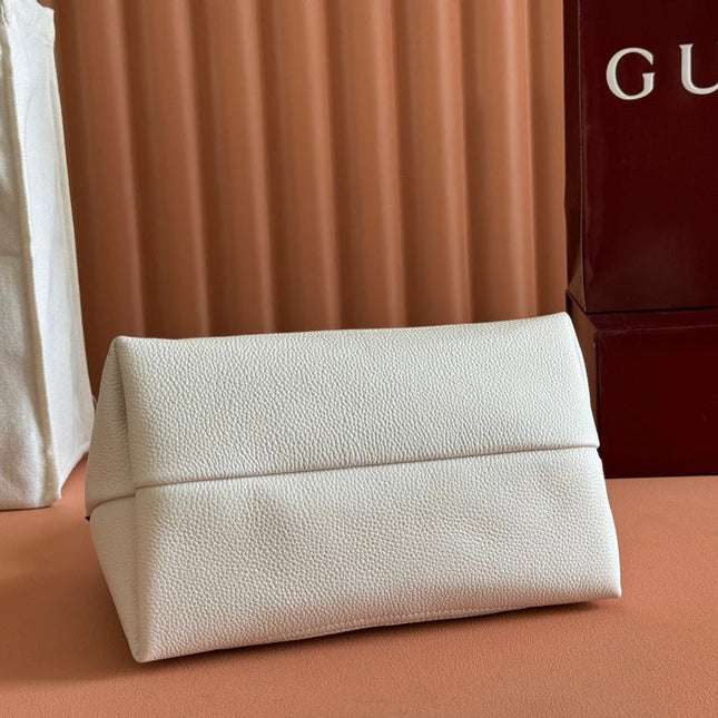 MEDIUM SOFTBIT MAXI SHOULDER BAG 27.5 IN OFF WHITE GRAINY LAMBSKIN