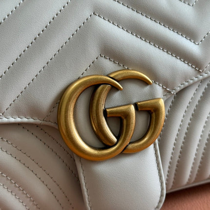 GG MARMONT MATELASSÉ LARGE 26 BAG WHITE CALFSKIN