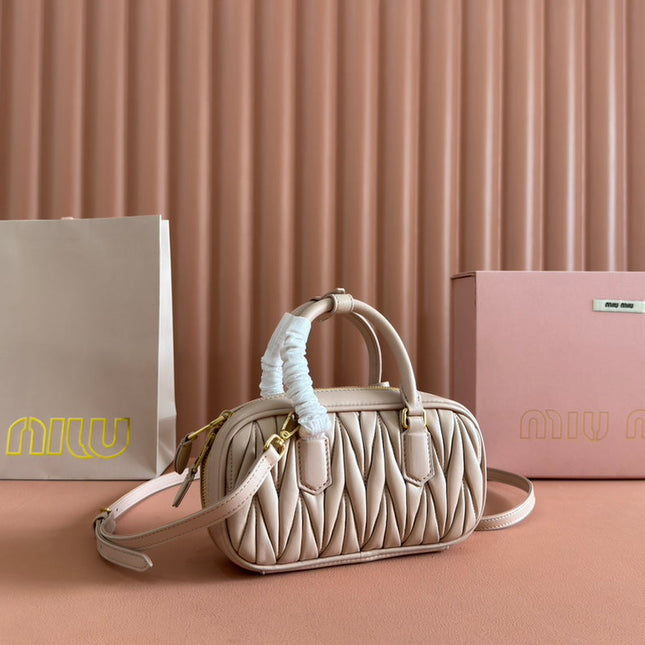 ARCADIE MATELASSÉ BAG 19 IN NUDE CALFSKIN GOLD HARDWARE