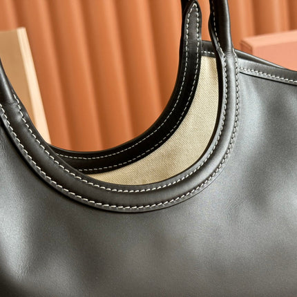 LARGE HOBO 28 TOTE IN BLACK CALFSKIN