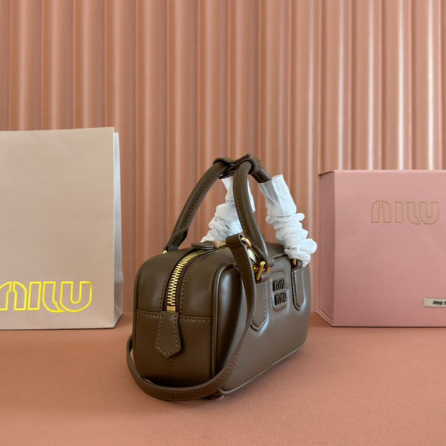 ARCADIE SMALL 22 BAG IN DARK BROWN CALFSKIN