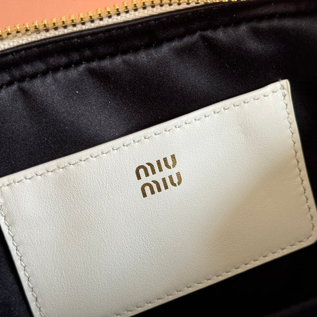 ARCADIE BAG 19 WHITE IN CALFSKIN GOLD HARDWARE