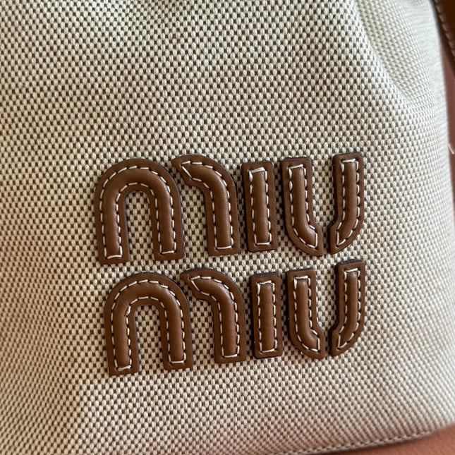 BUCKET BAG 22 BEIGE AND BRANDY IN CANVAS